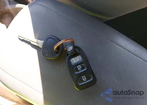 2009 Hyundai Sonata Gls z USA, uszkodzony, nr VIN 5NPET46CX9H547508